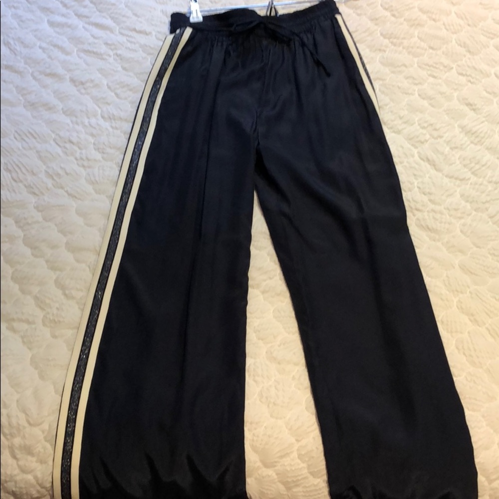 Athletic dress pants
